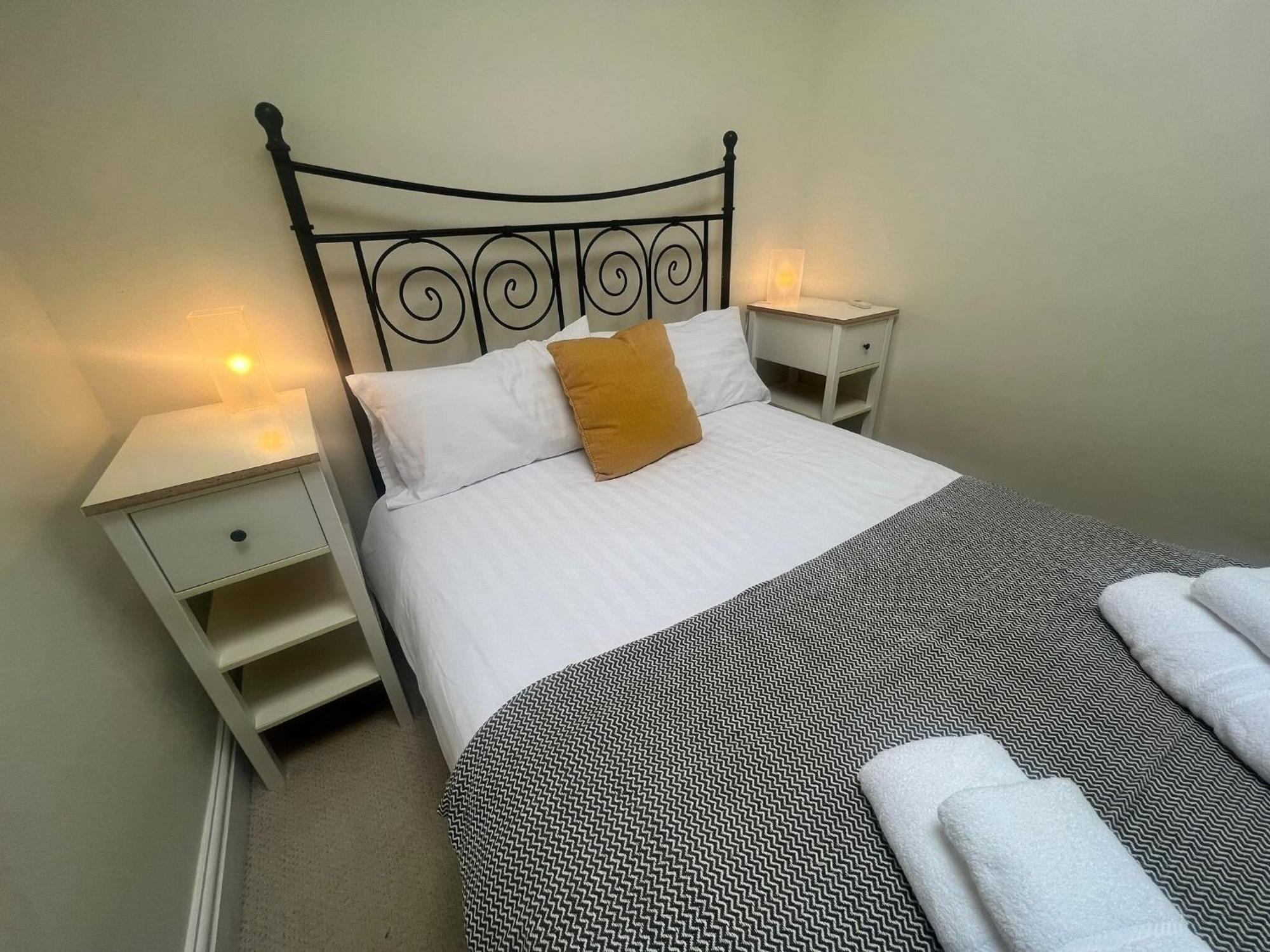 Nant Meigan, Georgian Townhouse In Centre Of Aberaeron, Dog Friendly Kültér fotó